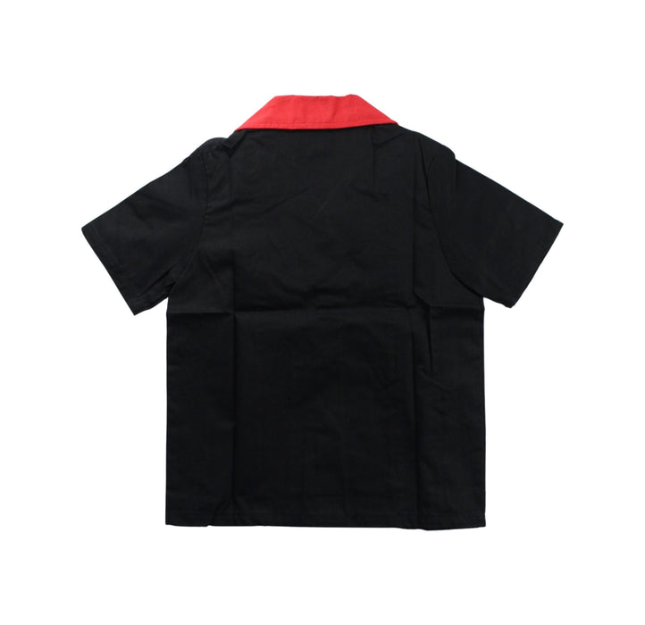 A Black Short Sleeve Shirts from Knuckleheads in size 4T for boy. (Back View)