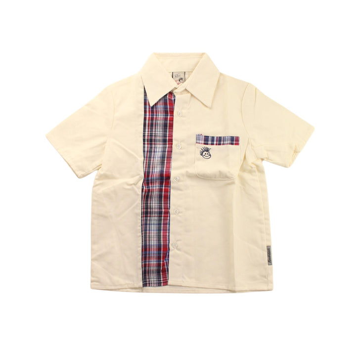 A White Short Sleeve Shirts from Knuckleheads in size 4T for boy. (Front View)