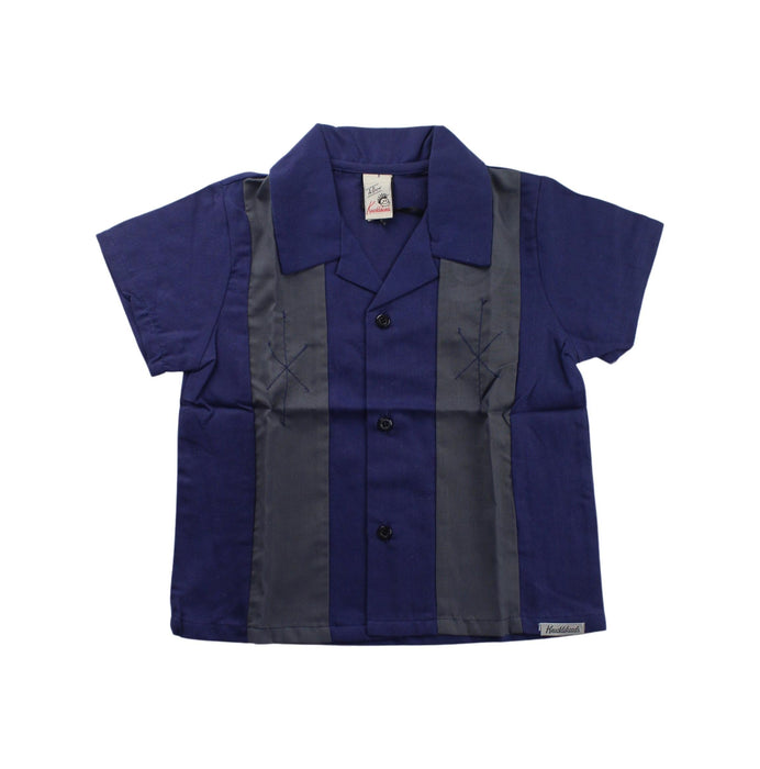 A Blue Short Sleeve Shirts from Knuckleheads in size 5T for boy. (Front View)