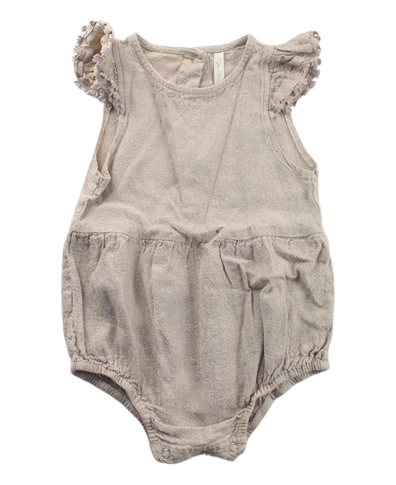 A Beige Short Sleeve Bodysuits from Rylee + Cru in size 2T for girl. (Front View)