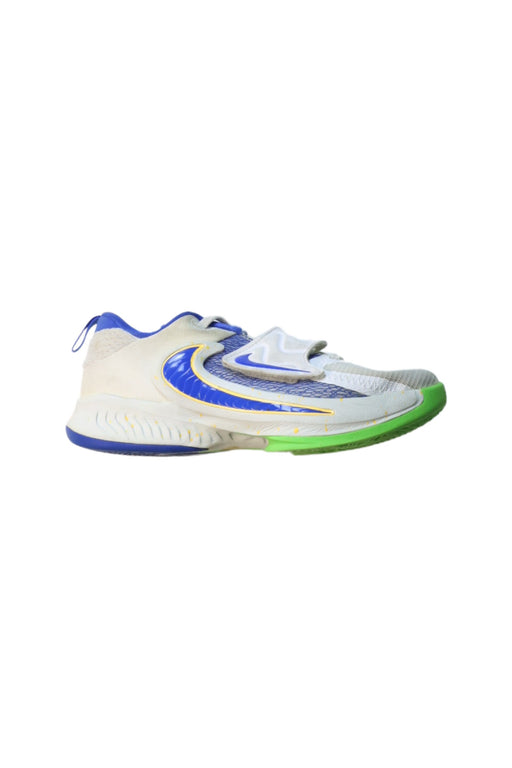 A Multicolour Sneakers from Nike in size 10Y for boy. (Front View)