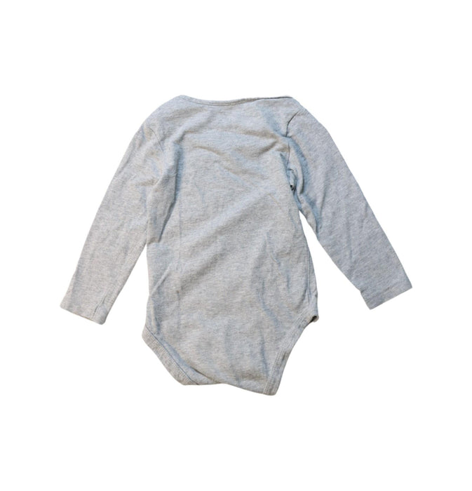 A Grey Long Sleeve Bodysuits from Mori in size 12-18M for neutral. (Back View)