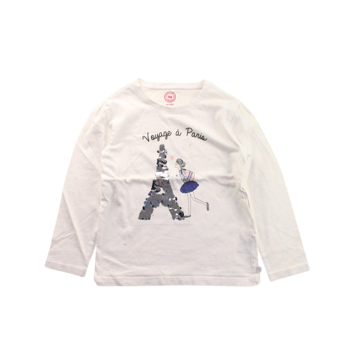 A White Long Sleeve T Shirts from La Compagnie des Petits in size 6T for boy. (Front View)