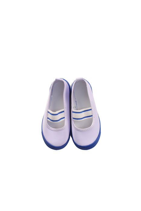 A Purple Flats from Moonstar in size 18-24M for girl. (Back View)