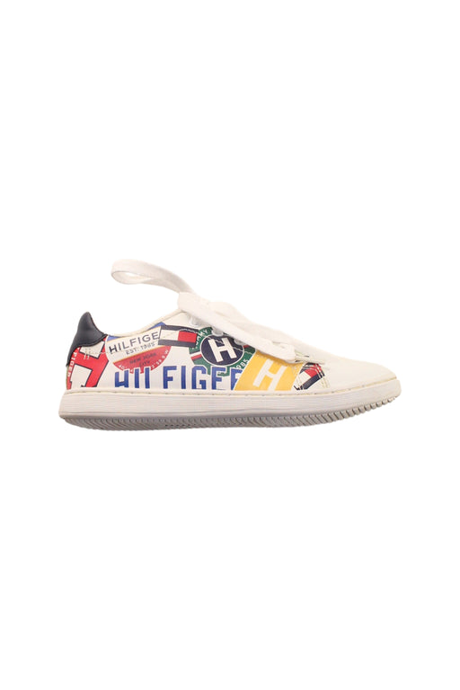 A White Sneakers from Tommy Hilfiger in size 6T for boy. (Front View)