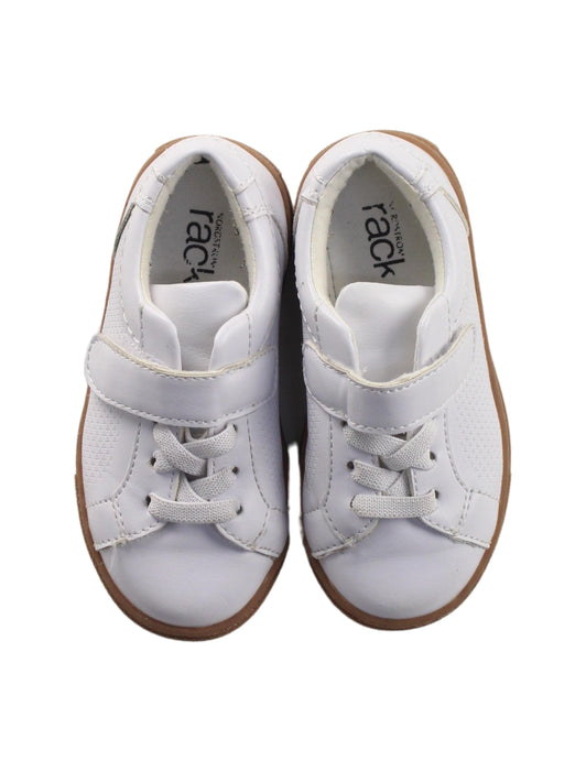 A White Sneakers from Nordstrom in size 3T for boy. (Back View)