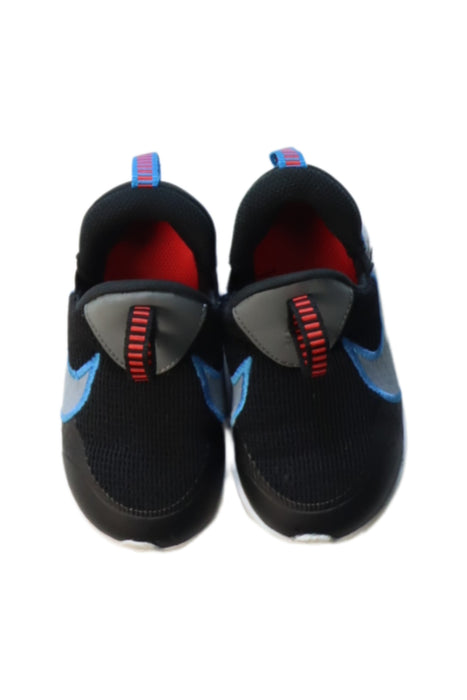 A Multicolour Sneakers from Nike in size 18-24M for boy. (Back View)