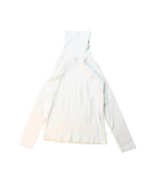 A White Long Sleeve Tops from Bonpoint in size 6T for girl. (Front View)