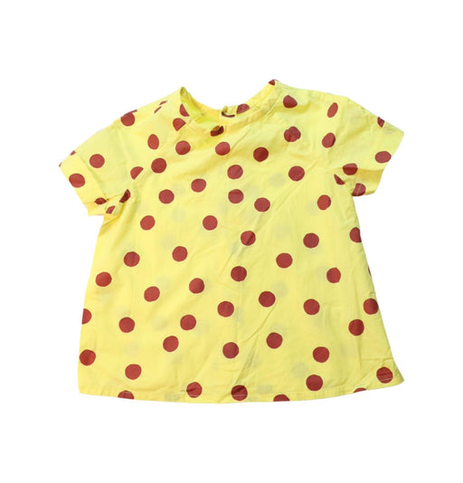 A Yellow Short Sleeve Tops from Bonpoint in size 4T for girl. (Front View)