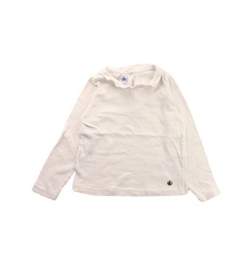 A White Long Sleeve Tops from Petit Bateau in size 6T for girl. (Front View)