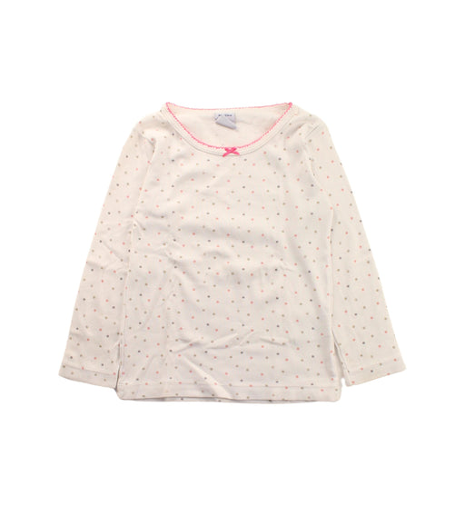 A White Long Sleeve T Shirts from Petit Bateau in size 4T for girl. (Front View)