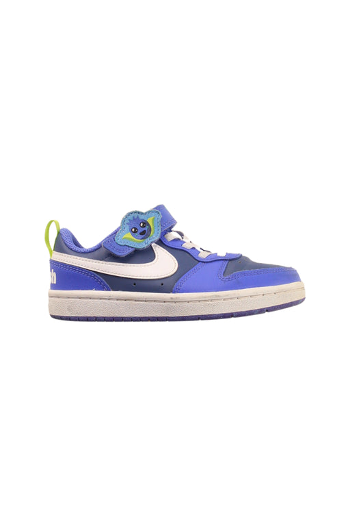 A Blue Sneakers from Nike in size 5T for boy. (Front View)