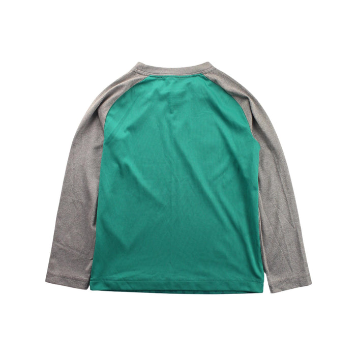 A Green Long Sleeve T Shirts from Nike in size 4T for boy. (Back View)