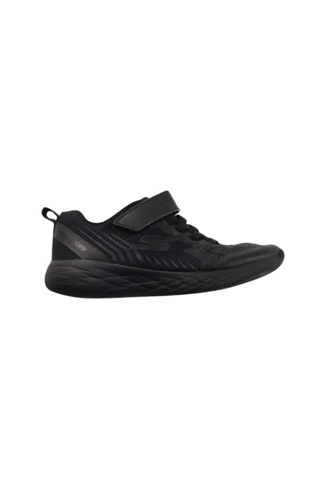 A Black Sneakers from Skechers in size 7Y for boy. (Front View)
