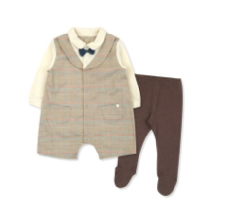 A Beige Rompers from Organic Mom in size 12-18M for boy. (Front View)