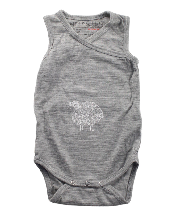 A Grey Sleeveless Bodysuits from Merino Kids in size 3-6M for boy. (Front View)