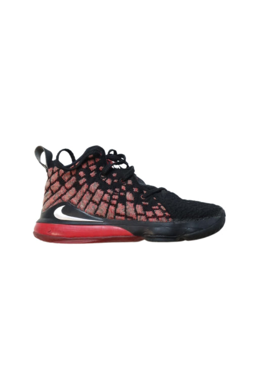 A Multicolour Sneakers from Nike in size 5T for boy. (Front View)