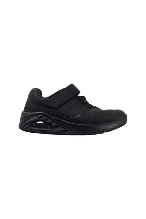 A Black Sneakers from Skechers in size 7Y for boy. (Front View)