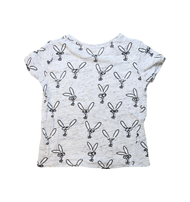 A Multicolour Short Sleeve T Shirts from Seed in size 5T for girl. (Back View)