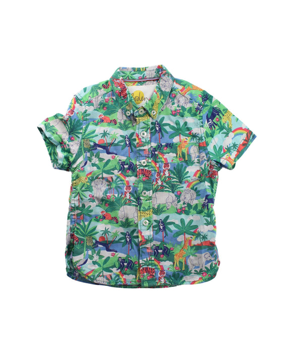 A Green Short Sleeve Shirts from Boden in size 3T for boy. (Front View)