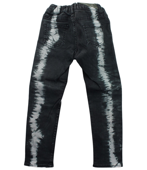 A Black Jeans from izzue in size 4T for boy. (Back View)