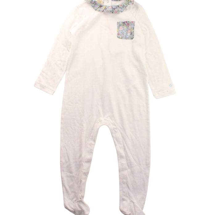 A White Beanies from Gucci in size 18-24M for girl. (Front View)