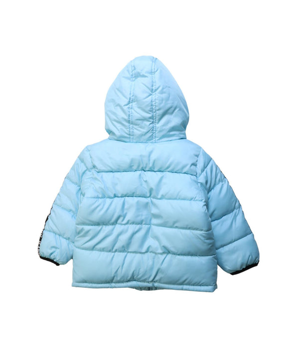 A Multicolour Puffer/Quilted Jackets from DKNY in size 2T for neutral. (Back View)
