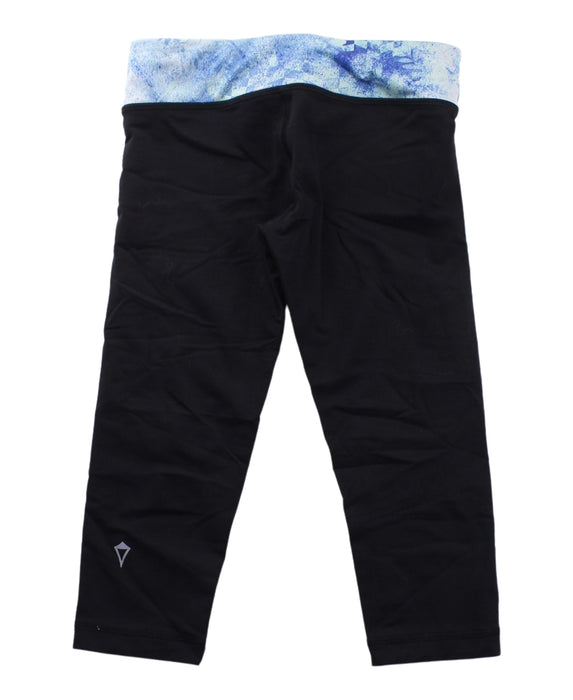 A Black Leggings from Ivivva in size 6T for girl. (Back View)