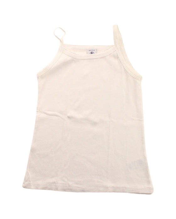 A White Sleeveless T Shirts from Petit Bateau in size 6T for girl. (Front View)