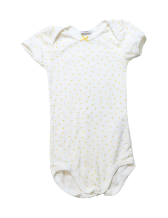 A White Short Sleeve Bodysuits from Petit Bateau in size 12-18M for neutral. (Front View)