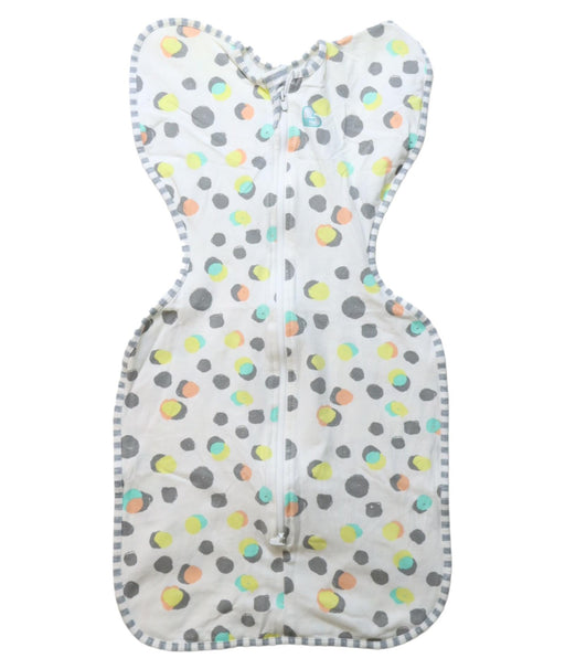 A Multicolour Sleepsacs from Love To Dream in size 3-6M for neutral. (Front View)