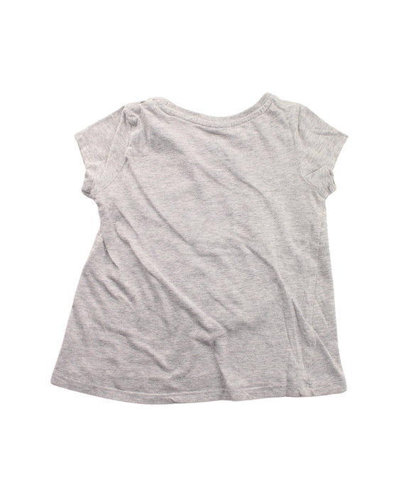 A Grey Short Sleeve T Shirts from Seed in size 3T for girl. (Back View)