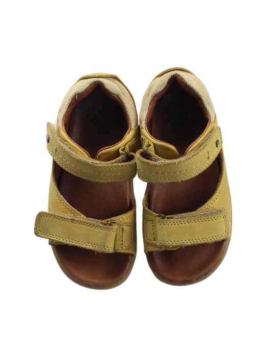 A Yellow Sandals from Bobux in size 18-24M for girl. (Back View)