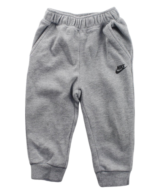 A Grey Sweatpants from Nike in size 12-18M for boy. (Front View)