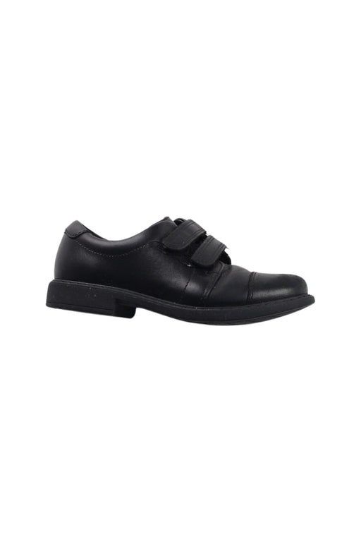 A Black Dress Shoes from Clarks in size 4T for boy. (Front View)