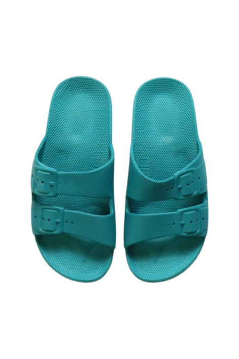 A Teal Sandals from Freedom Moses in size 7Y for neutral. (Back View)