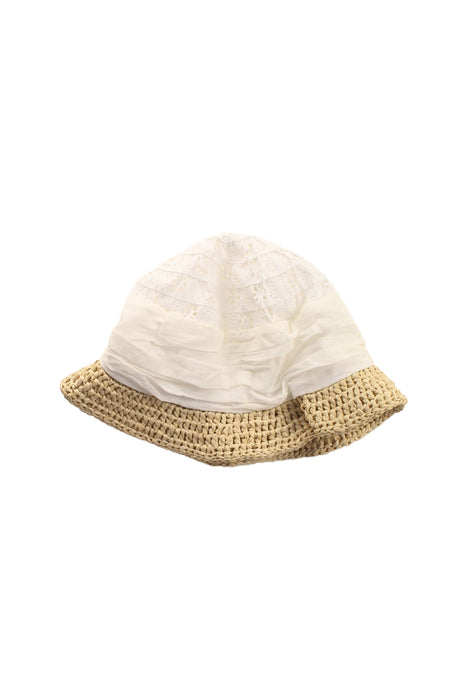 A White Sun Hats from Grevi in size O/S for girl. (Back View)