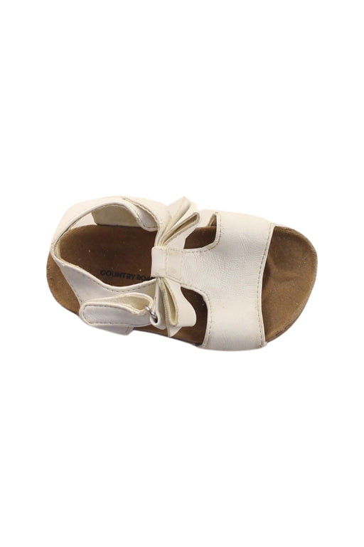 A White Sandals from Country Road in size 18-24M for girl. (Front View)