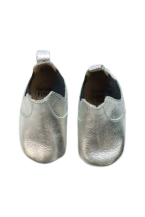A Silver Booties from Fawn & Finch in size 6-12M for neutral. (Back View)