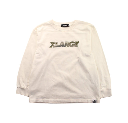 A White Crewneck Sweatshirts from X-Large in size 5T for boy. (Front View)