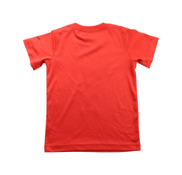 A Orange Short Sleeve T Shirts from Nike in size 4T for boy. (Back View)