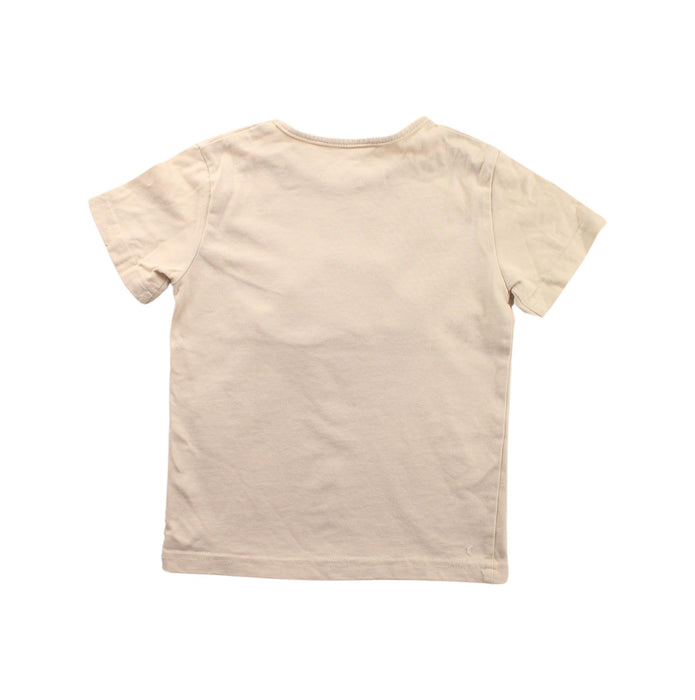 A White Short Sleeve T Shirts from Mimi Mono in size 4T for girl. (Back View)
