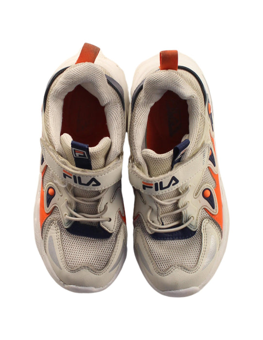 A White Sneakers from Fila in size 7Y for boy. (Back View)