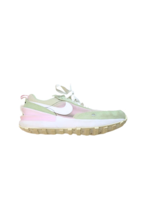 A Multicolour Sneakers from Nike in size 5T for girl. (Front View)