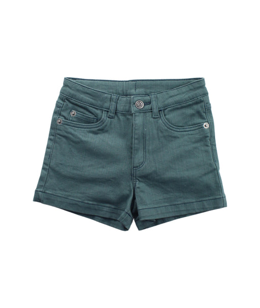 A Green Shorts from Petit Bateau in size 6T for girl. (Front View)