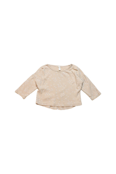 A White Pants Sets from Quincy Mae in size 12-18M for girl. (Front View)