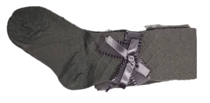 A Grey Socks from Organic Mom in size 3T for girl. (Front View)