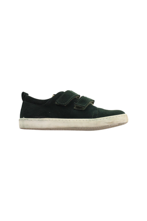 A Green Sneakers from Jacadi in size 6T for boy. (Front View)