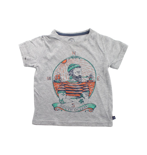 A Grey Short Sleeve T Shirts from La Compagnie des Petits in size 4T for boy. (Front View)