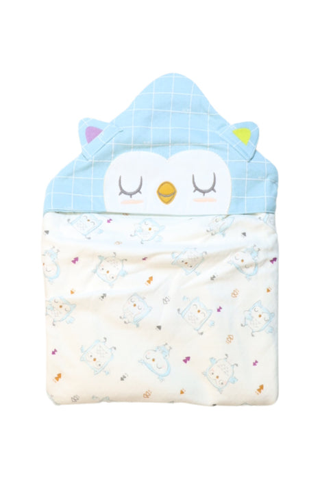 A Multicolour Sleepsacs from Organic Mom in size O/S for neutral. (Front View)